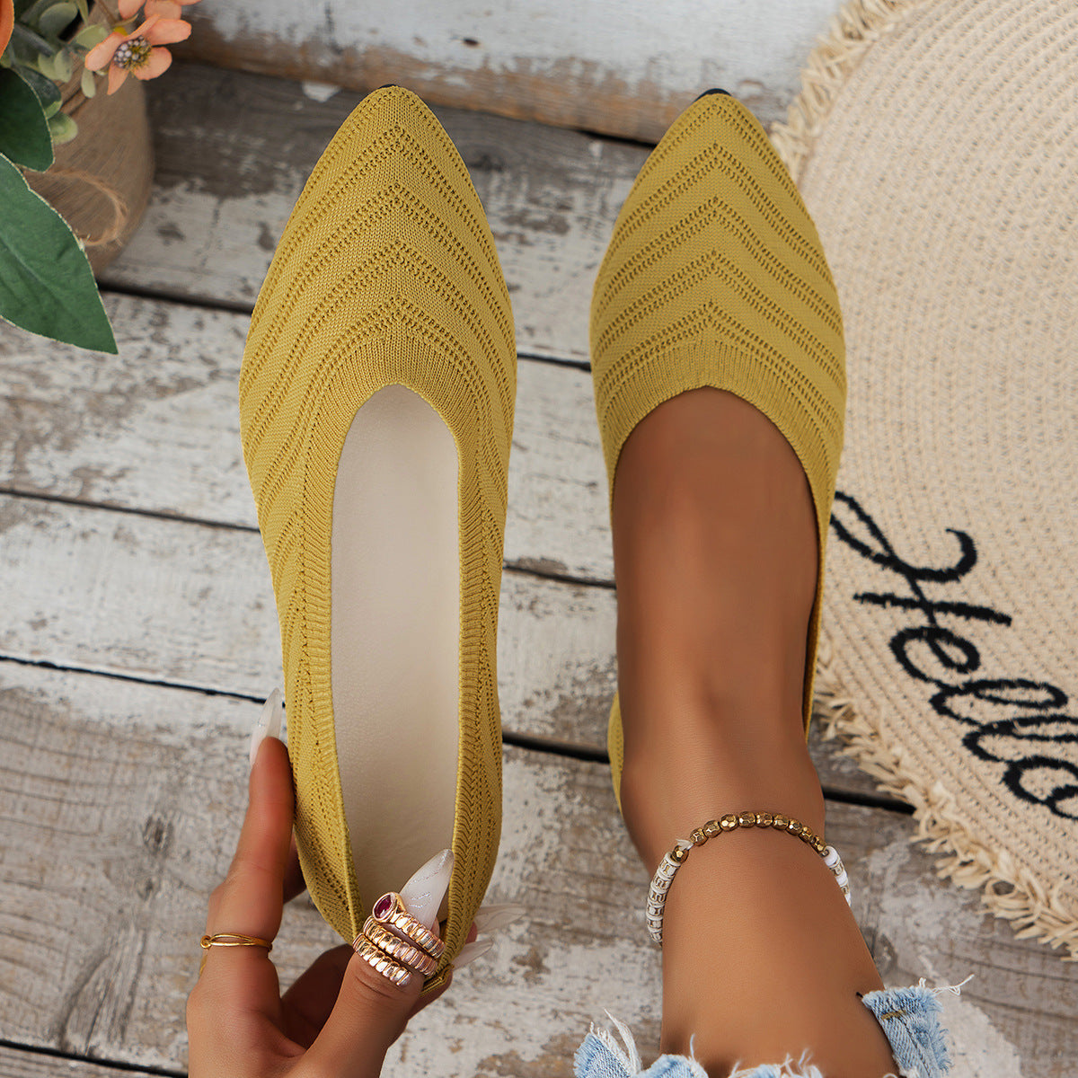 Pointed Toe Bottom Flat Heel Casual Knitted Shoes 06428b16 d0b7 4f8b aec5 979e8ba90c3f