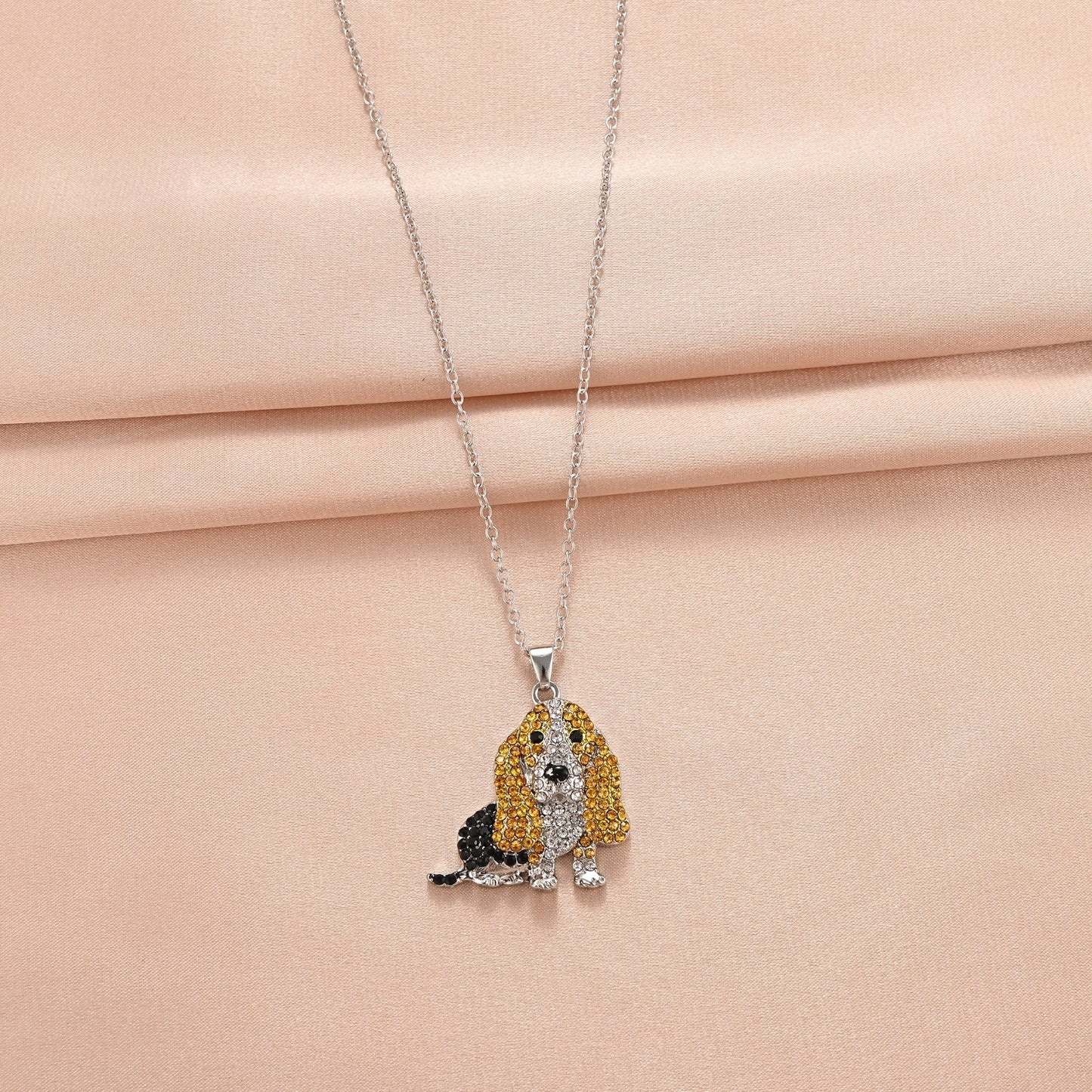 Cute Baggy Hound Pendant Necklace 0a2bacf7 dbb7 4708 978b 31bb62cf419c