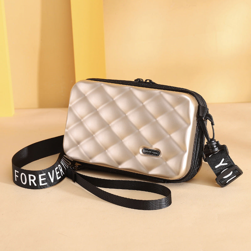 Women's Stylish And Portable Casual Messenger Bag 0eee779a 0d7f 4a60 9b20 5cf80ed85b95