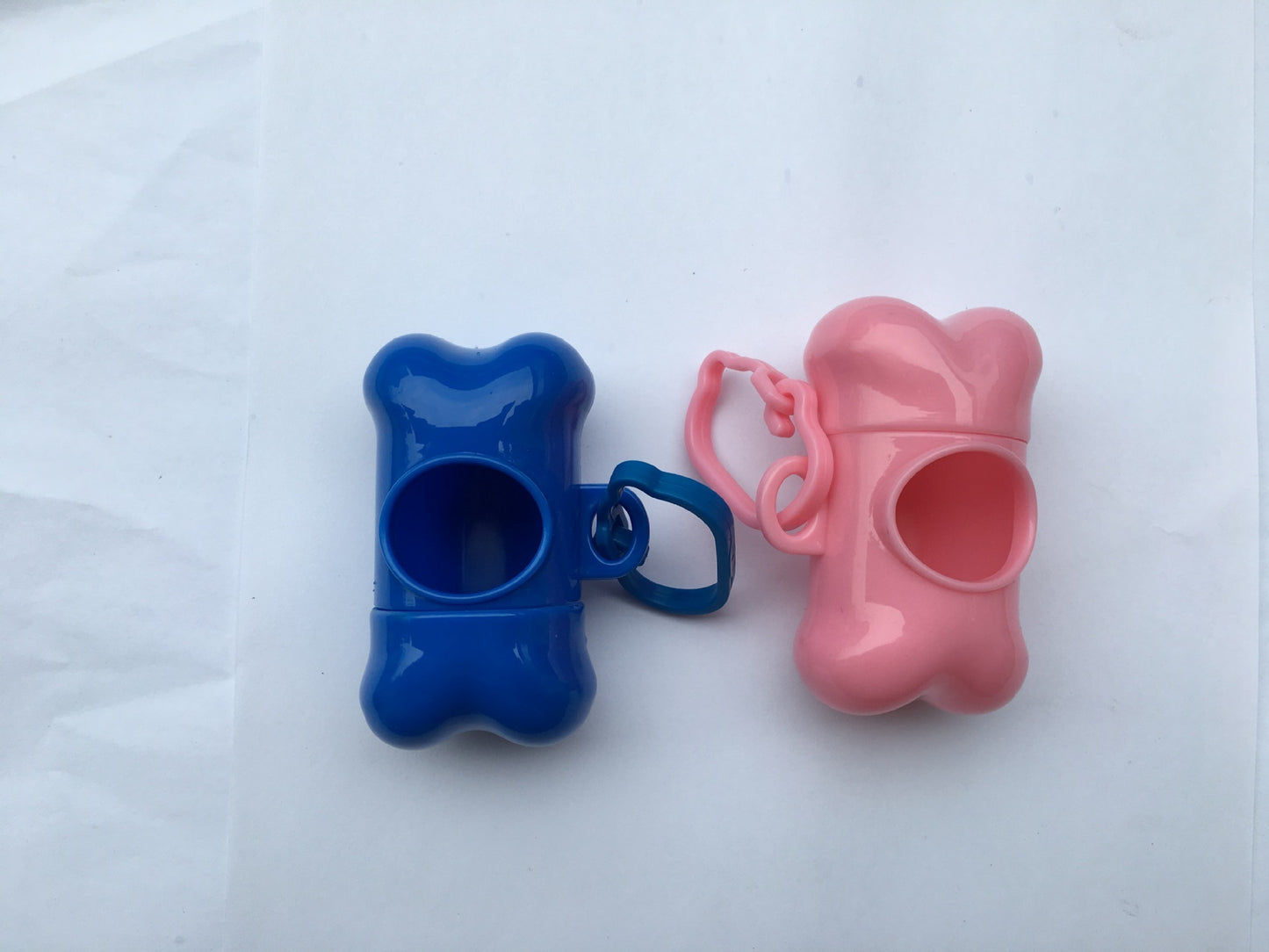 Pet bone type garbage bag dispenser 1337690924064