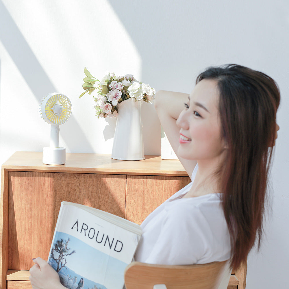 explosion desktop fan can shake the head handheld mini fan portable accompanying USB charging OEM OEM 1428291383505