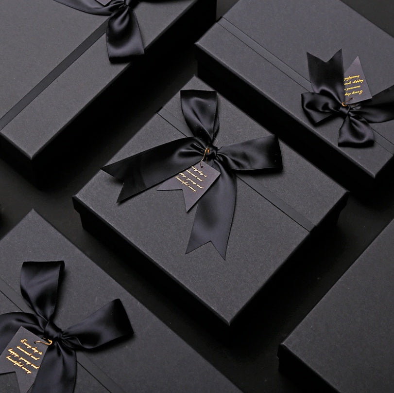 Gift box 1453887904228