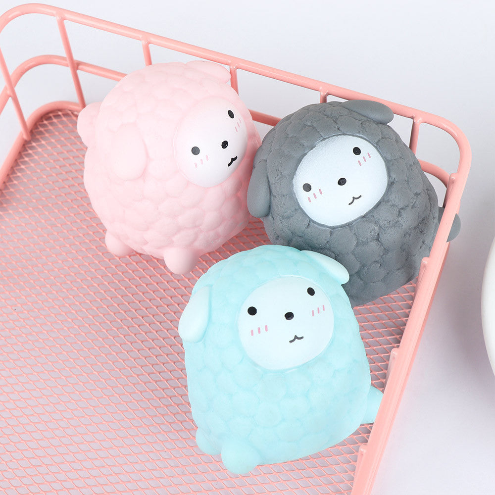 Little sheep decompression toy 1467853350453