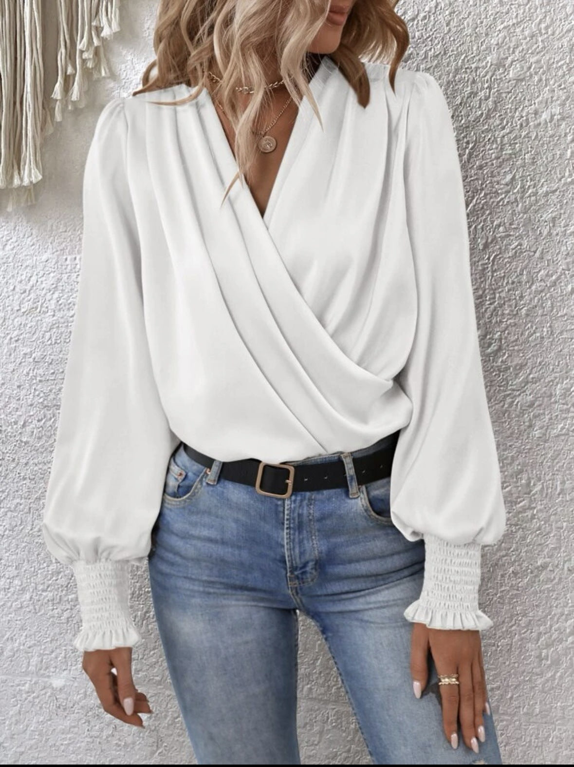 Women's Elegant Women's V-neck Lantern Sleeve Style Solid Color Shirt 15807d6e 59d5 43c3 a1f8 fbd202f1ad97