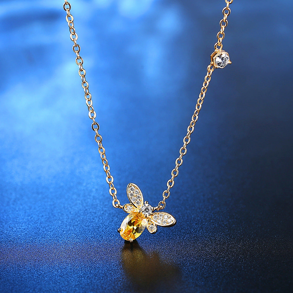 Little Bee Wings Pendant Necklace Ladies Trendy Clavicle Sweater Chain