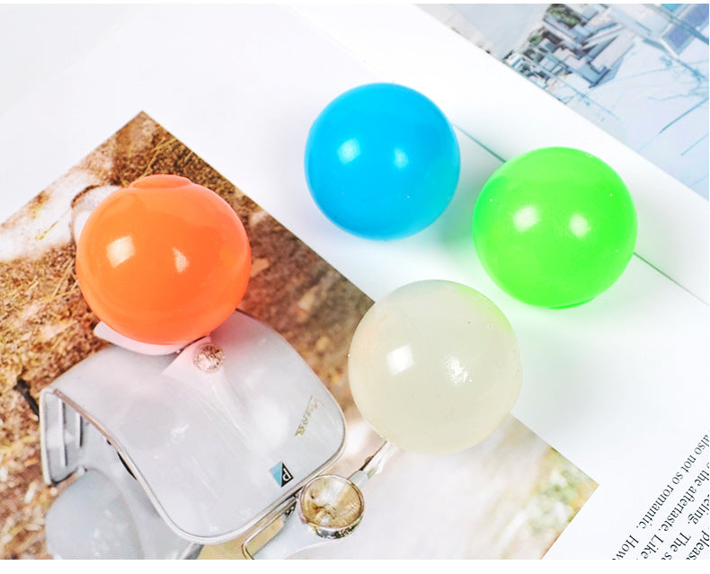 Luminous Sticky Ball Toys Sticky Wall Home Party Games Glow In The Dark Novelty Toys Decompression Squeeze Toy 1620955040181