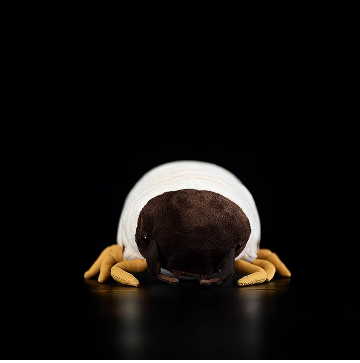 Stuffed Animals Simulating Chickens And Worms 16c2ba63 3d79 40a3 9da8 50ae3e795a63