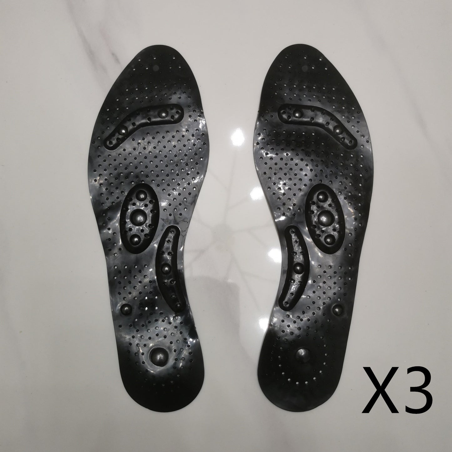 Transparent magnetic therapy insole with 8 magnets 188df398 2b35 47ff 9b51 f6ffeb4e1b5a