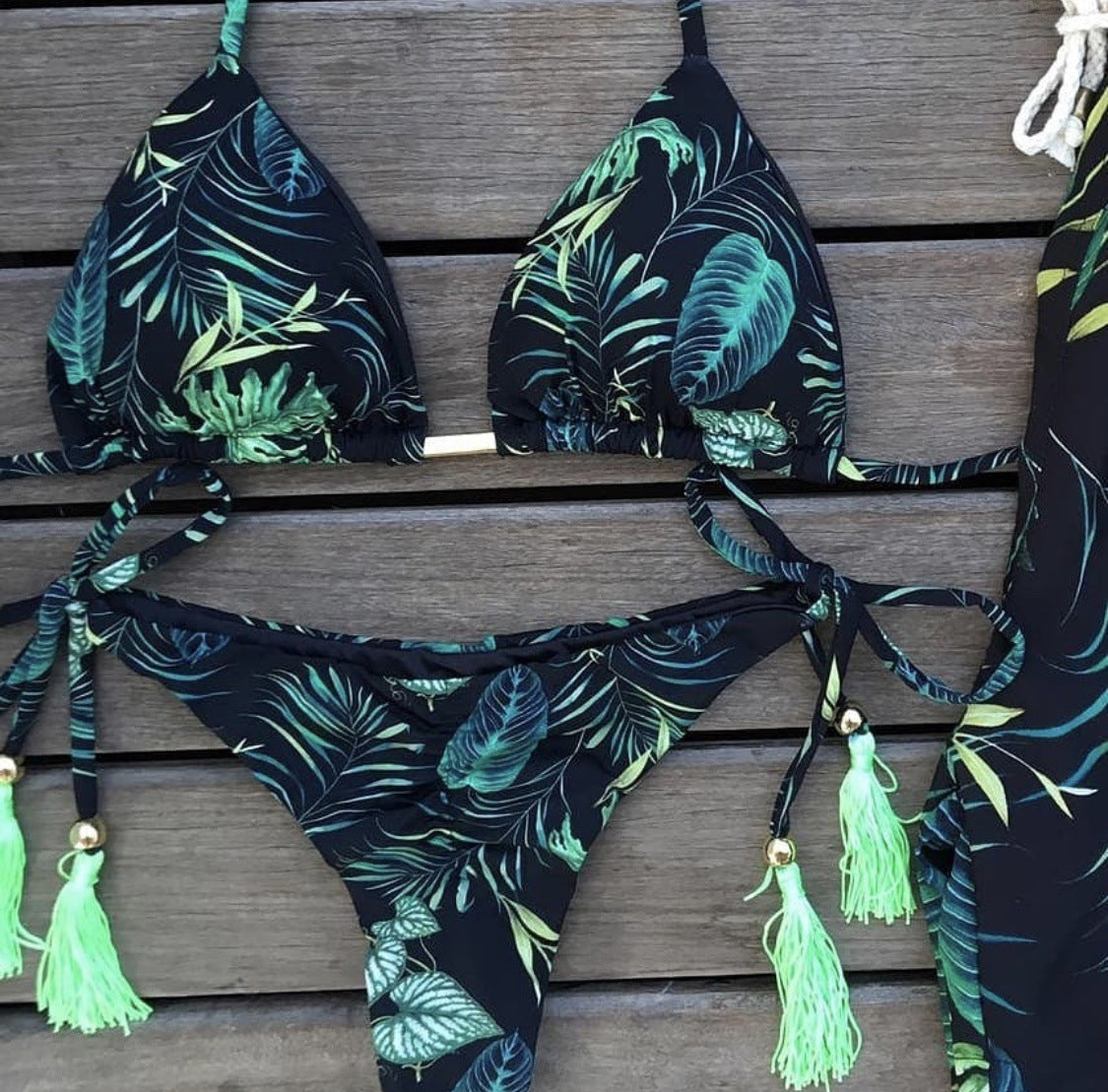 Women's Beach Split Printed Swimsuit 19983fd8 9ae3 4a20 be3f ef425641a680 3399156b a3c1 4ddd a6f5 cb5f93fcd7c8