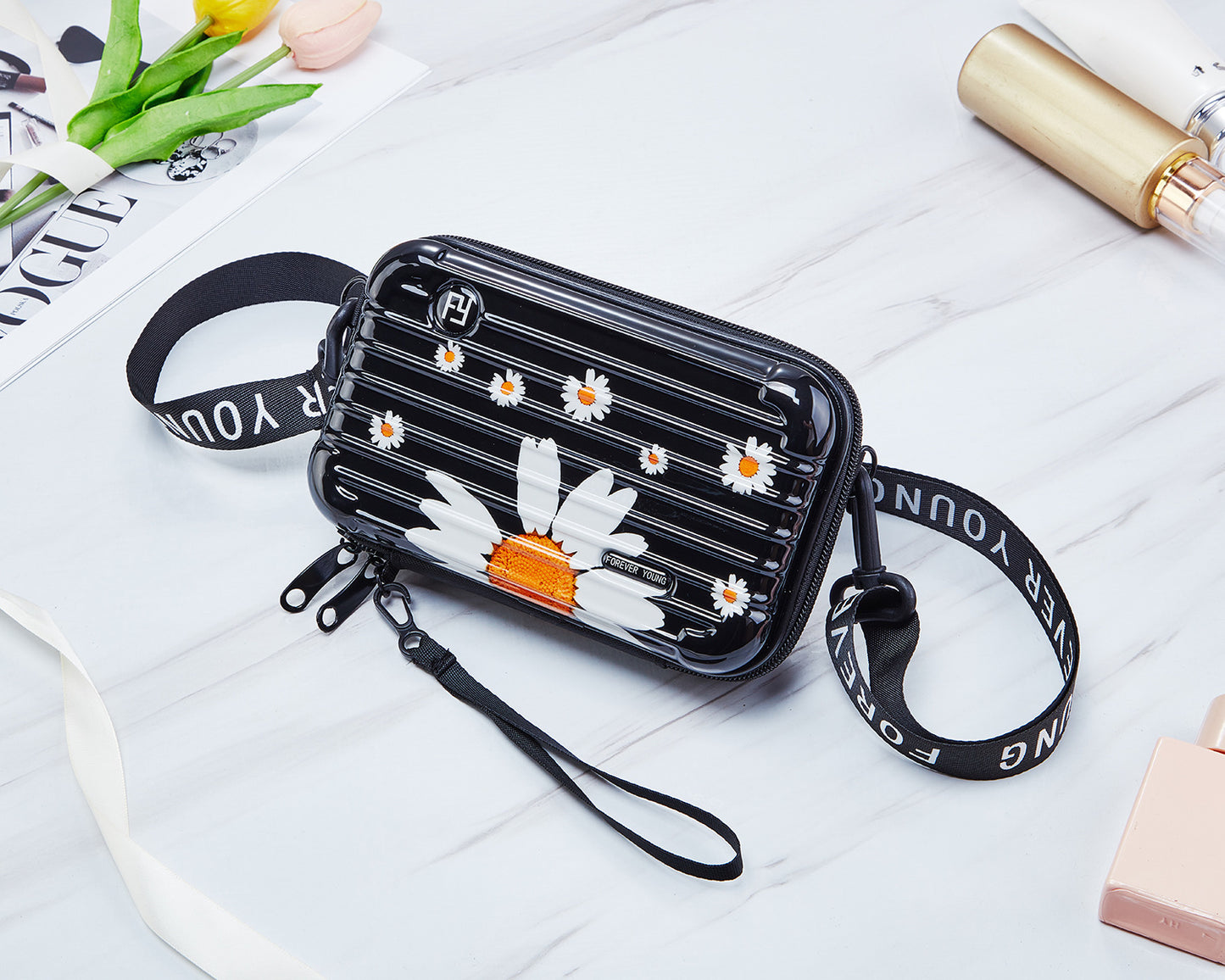 Women's Stylish And Portable Casual Messenger Bag 1c7382be bc82 4bcd 996b 5f61b6e57310