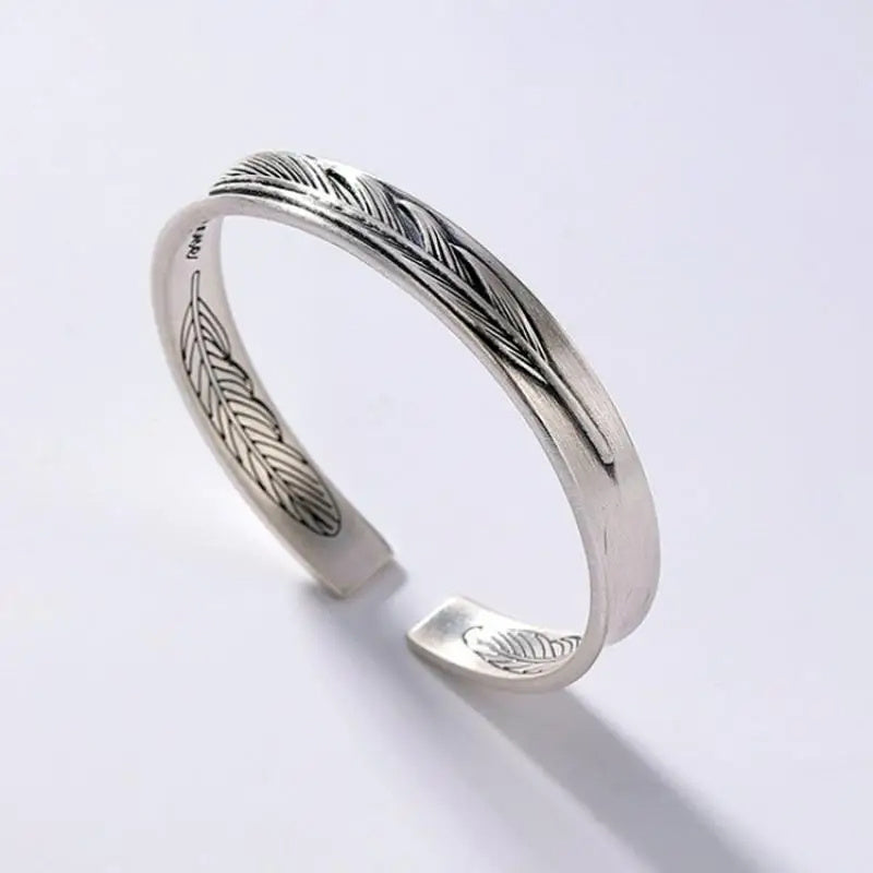 Crater Design Bump Bracelet Fashion 1e670b09 bfd2 434d 9886 a17653e8c68d