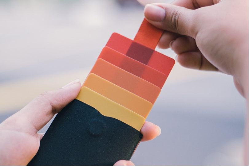 Cascading pull card package colorful gradient ultra-thin wallet simple smart multi-card portable business card package 257992
