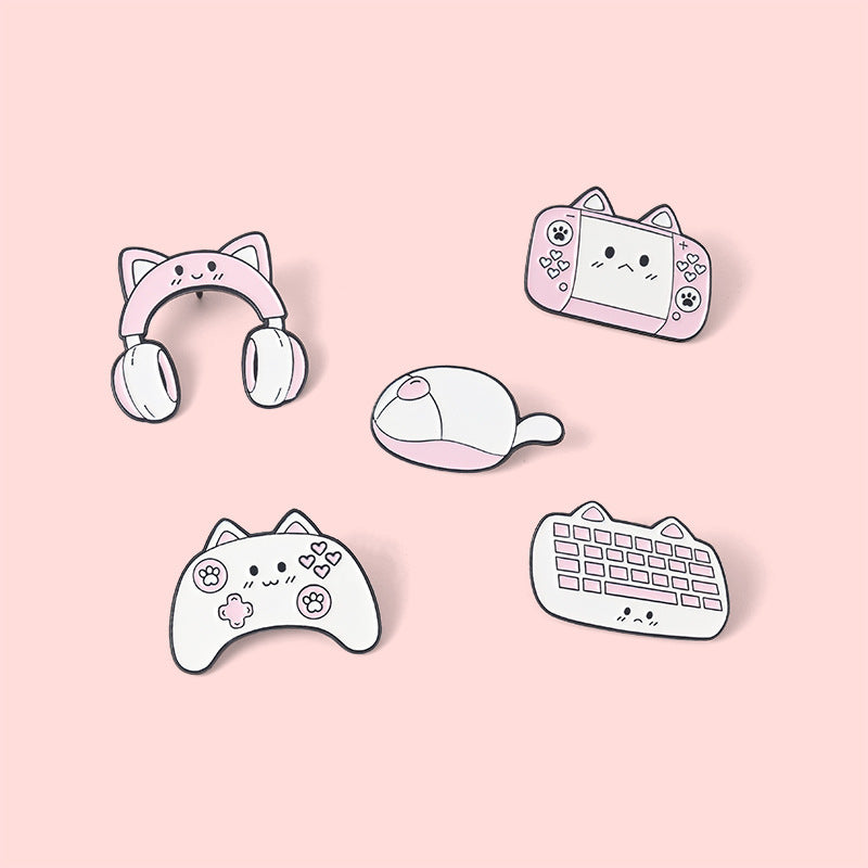 New Girls' Game Brooch Clothing Accessories 279406b5 cc6c 4221 b0a0 82d88836229d