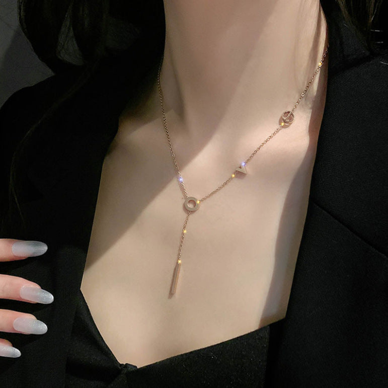 Ladies LOVE clavicle chain 28006822622210