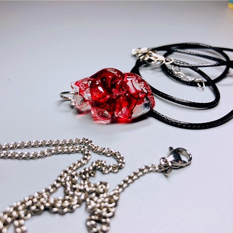 Flesh And Blood Heart Creative Necklace Pendant Heart Artwork 291fc935 3b57 4b27 b020 998976fc5159