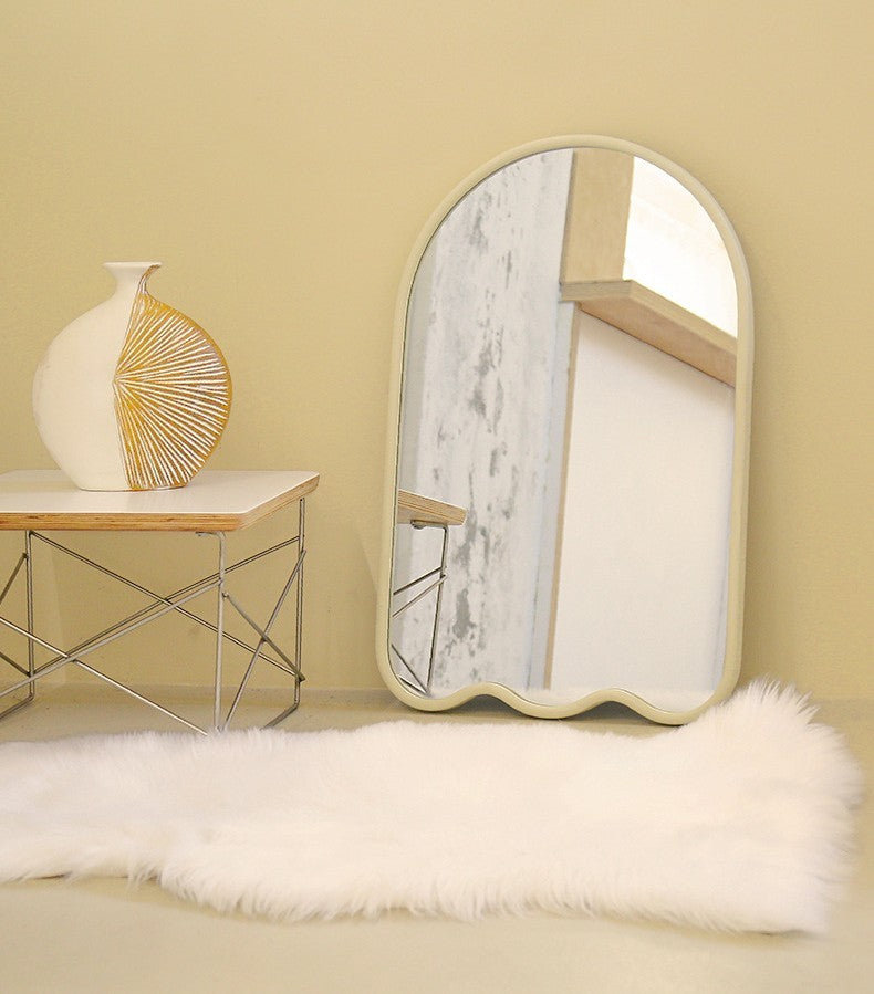 Cream White Ghost Shaped Mirror 32a35318 9d9c 4267 ae24 d807fb944423