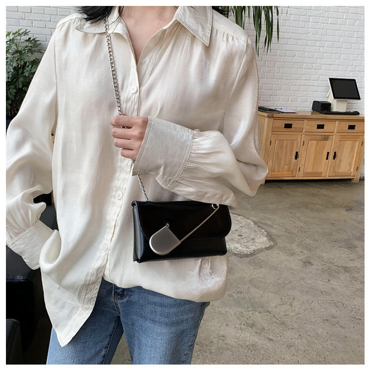 Pin chain shoulder bag 365205034311