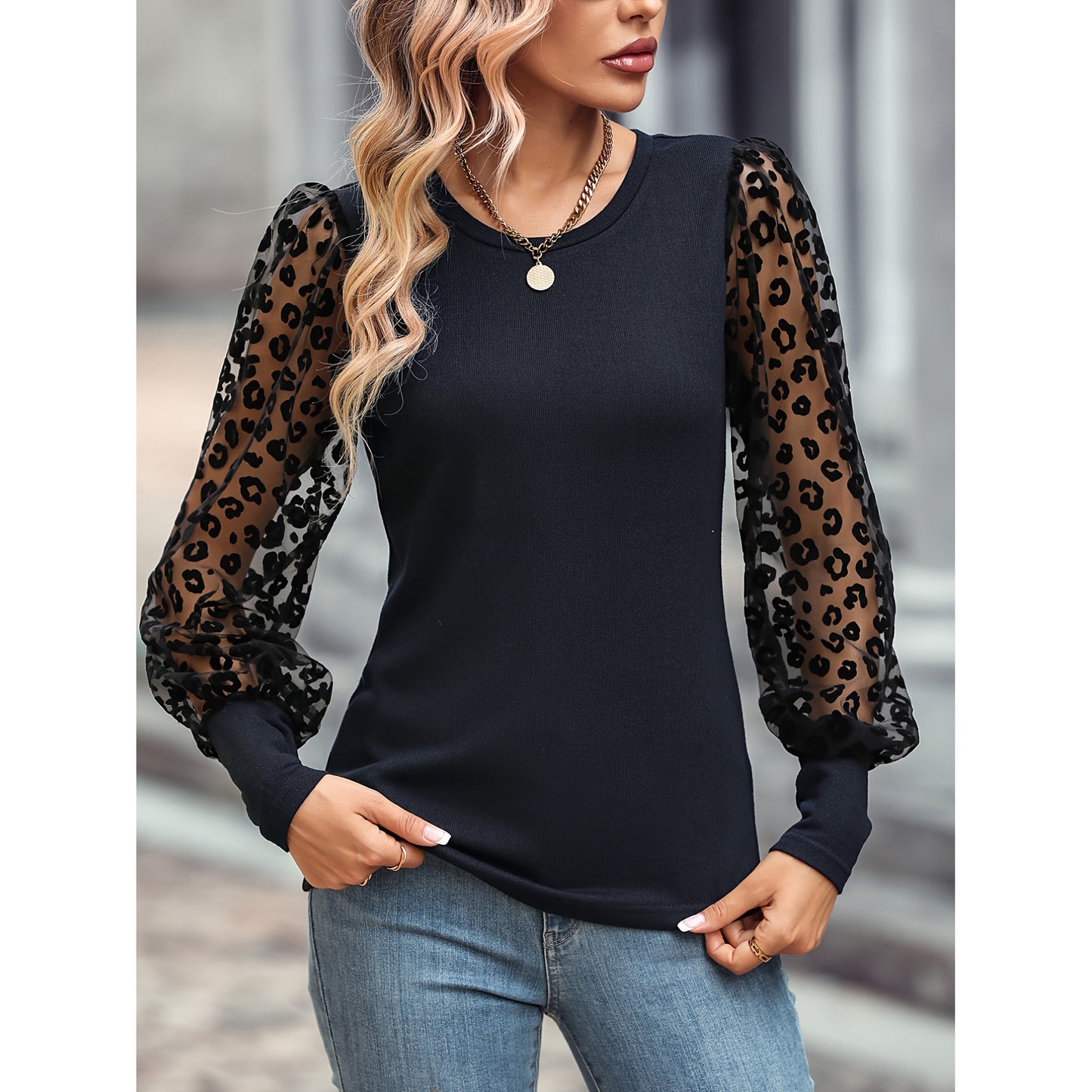 Slim-fit Color Matching Long-sleeved Top 375f0939 82ad 4688 b415 e75c271631e1