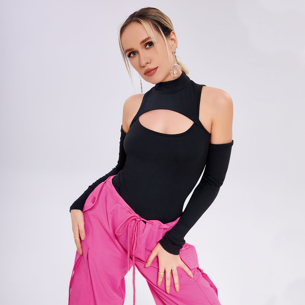 Tight -fitting Sexy Chest Bottoming Shirt Irregular Hollowed Long Sleeve Slim -body Off -shoulder Jacket 406f330c a139 4235 9