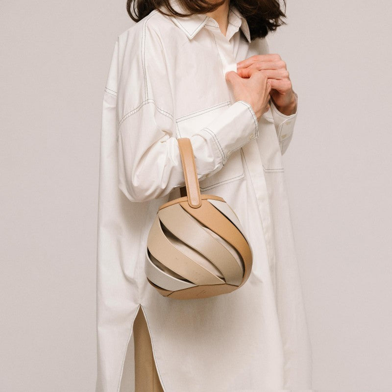 Cylindrical Contrast Color Portable Messenger Diamond Quilted Stitching Bucket Bag 5407c6ee 44d5 4c31 a3fe fa0ae889ded6