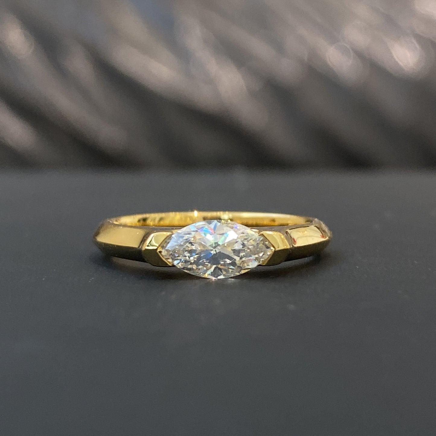 Design Couple New Simple Horse Eye Diamond Ring 565c06fc 278c 41f9 8490 b86063c1f5bc
