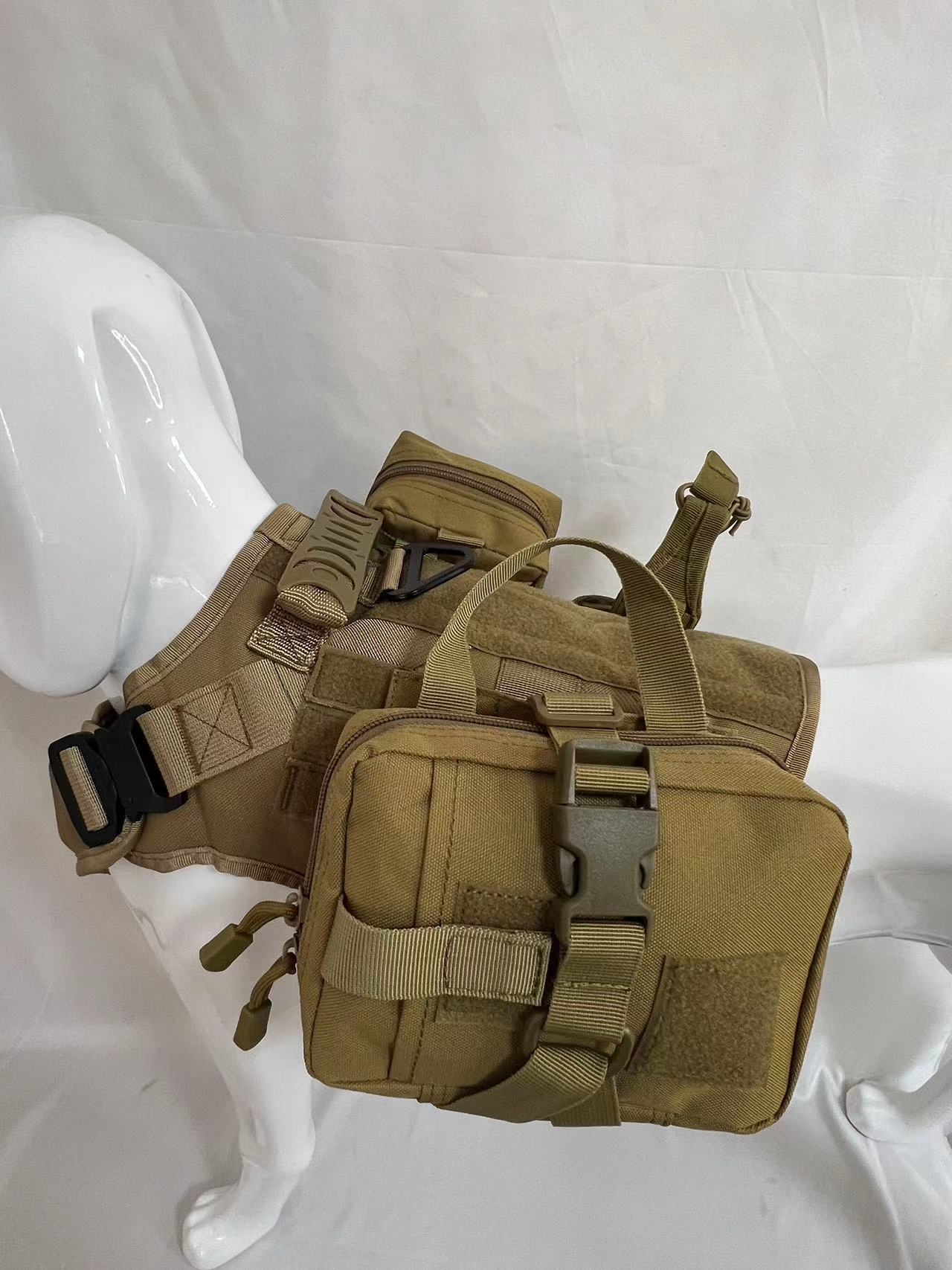 Outdoor Multifunctional Water Bottle Pouch Vest Dog Clothes Suit 59963465 d1d3 4257 b0b8 e1c4faedf8dc