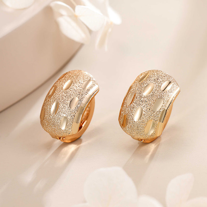 Women's Fashion Graceful Personality Zircon Earrings 5e8dfef4 d28b 4363 86e8 d2eb6a9df869
