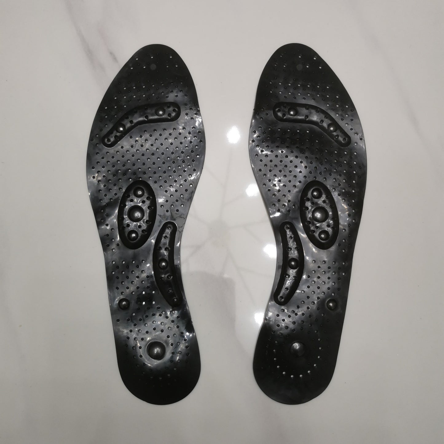Transparent magnetic therapy insole with 8 magnets 651981440774 2d93bd2f 6f27 4fee 83a0 78c29213e3db
