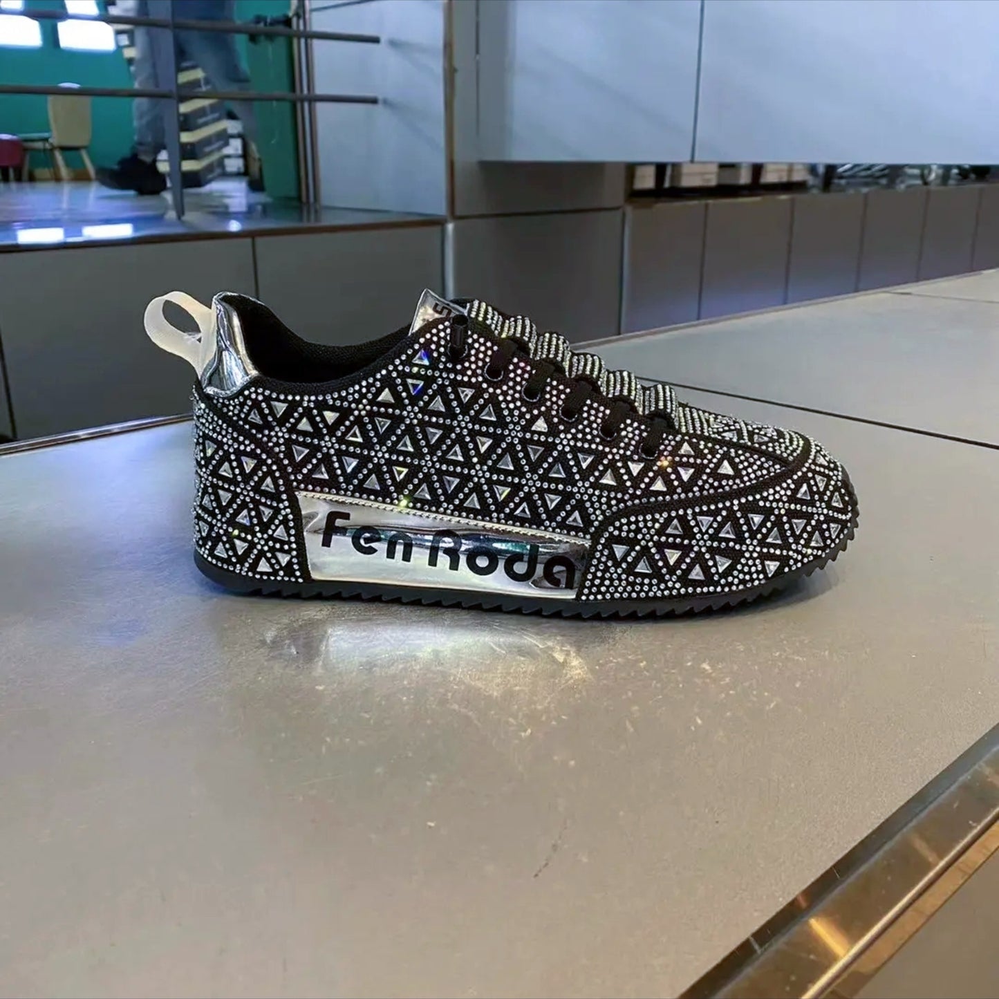 Slip-on Trendy Brand Sneakers Men 656984d0 9e17 4de6 8ed4 43b86b5f980e 5ebfe941 7cfe 4775 91e3 d8c1e2b62488