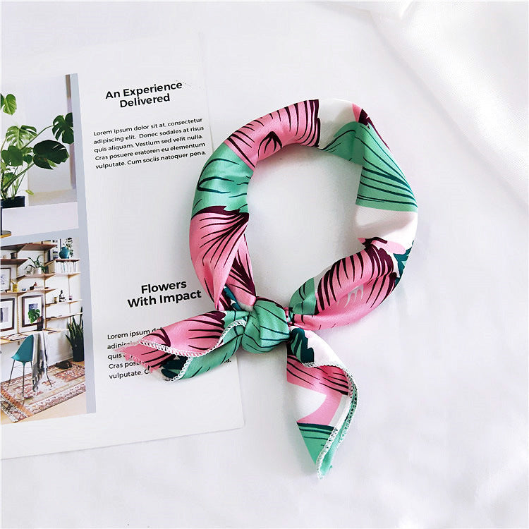 Women's Fashion Personality Small Scarf 667ebd9b 1a8b 4eb1 88c7 11769d972b93