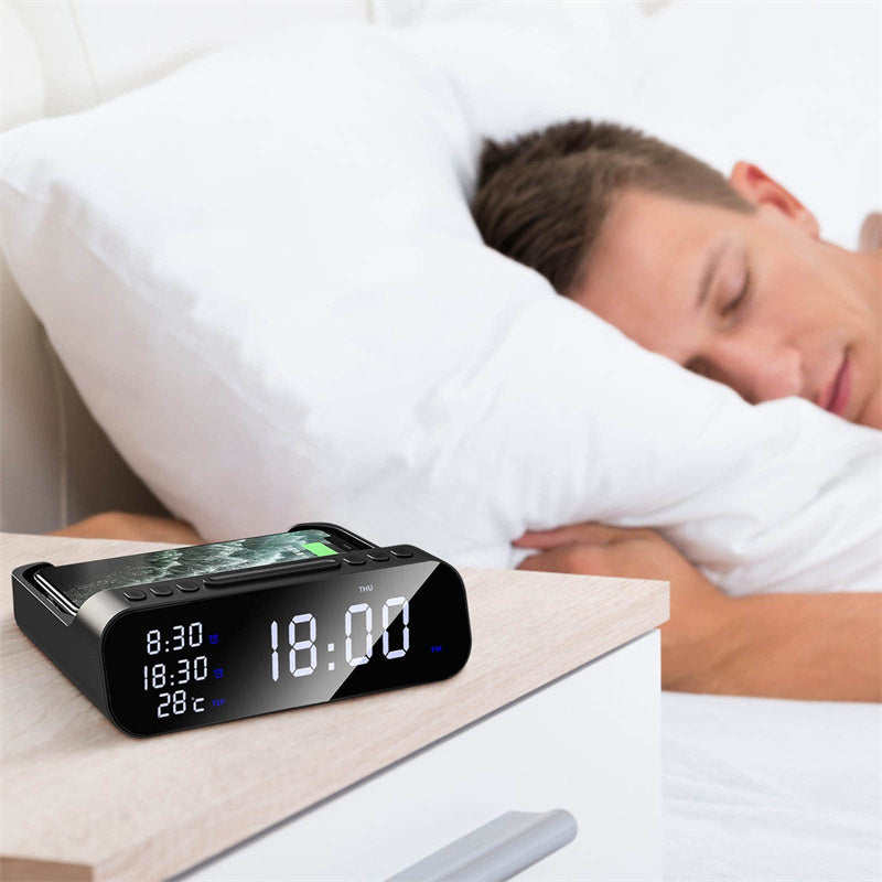15W Three-in-one Wireless Charger Temperature Tester Multi Alarm Clock Fast Charging Mobile Phone Usb Charger Charging Station - HD Wireless Product #2