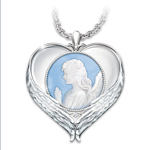 Angel prayer pendant 7357687504161
