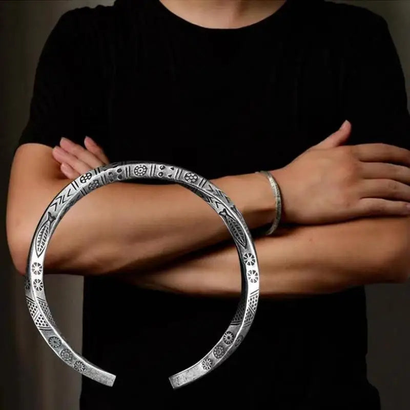 Crater Design Bump Bracelet Fashion 77accf5c 6488 4ff1 b54e 9225fa6563d0