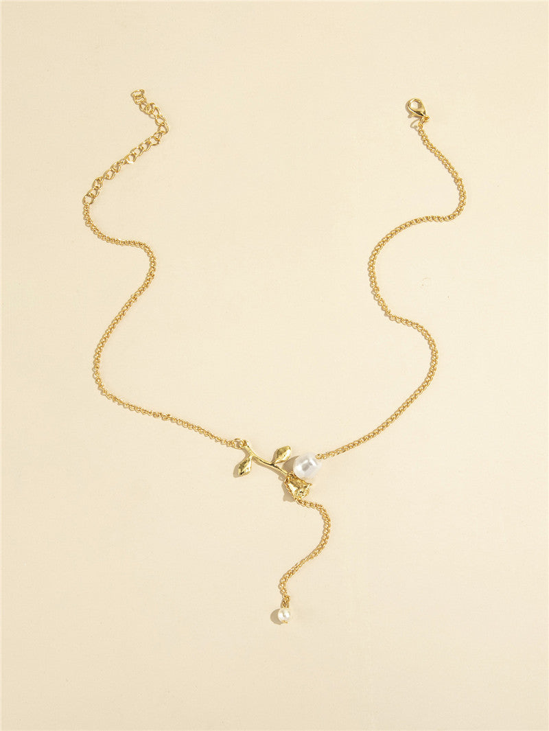Simple Temperament Rose Flower Pearl Pendant Clavicle Chain 7cc09c4b c321 4c38 9182 afacac963e88