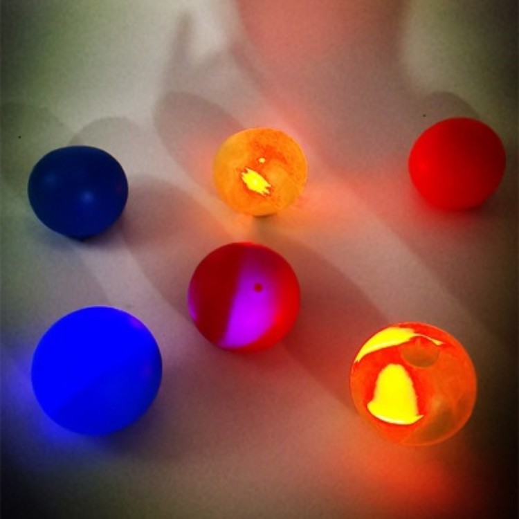Stick Wall Ball Stress Relief Toys Sticky Squash Ball 8043992323356