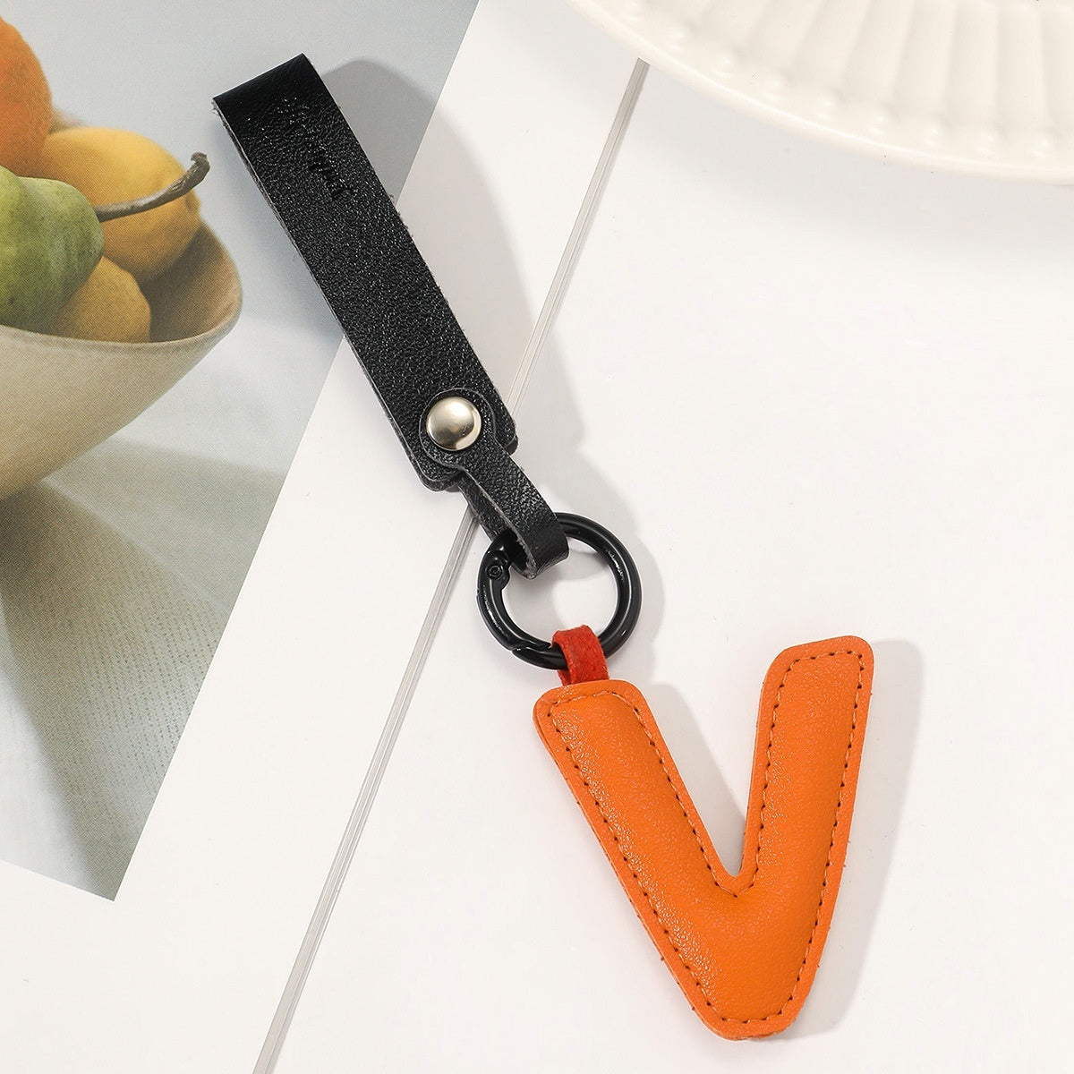 Fashion All-Match 26 Full Letter Leather Key Chain Pendant 804b1341 a05f 4c1e 91a0 d53d1d06a7b2