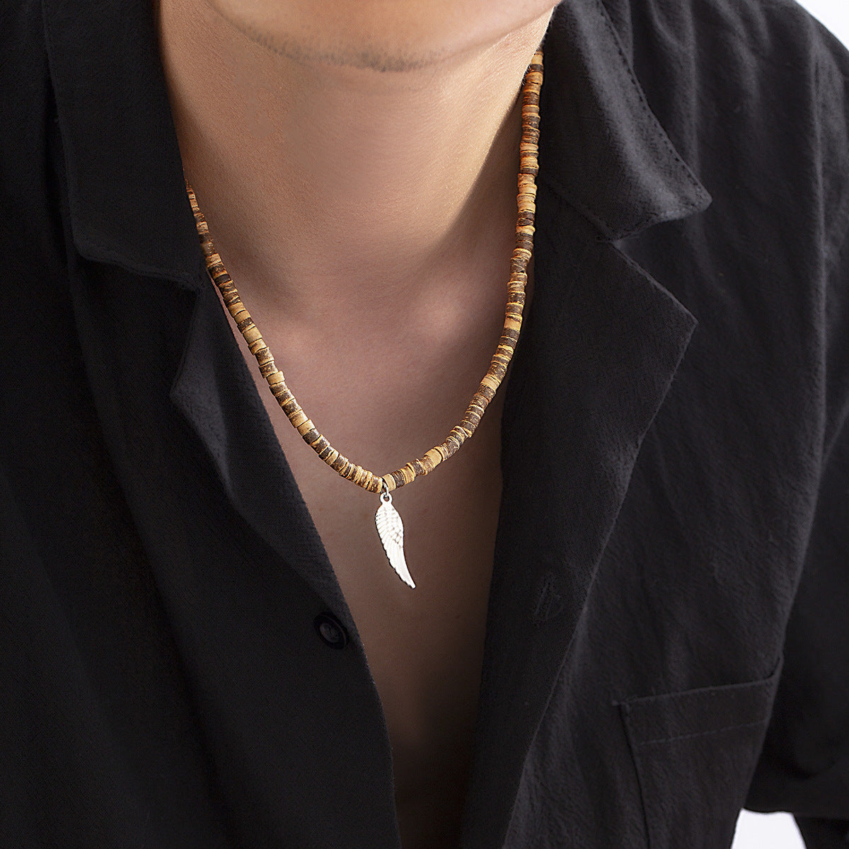 Bohemian Style Wooden Bead Stitching Necklace Men's Feather Pendant Necklace 85509acf d2c0 485f a413 8d5bcd342d1a