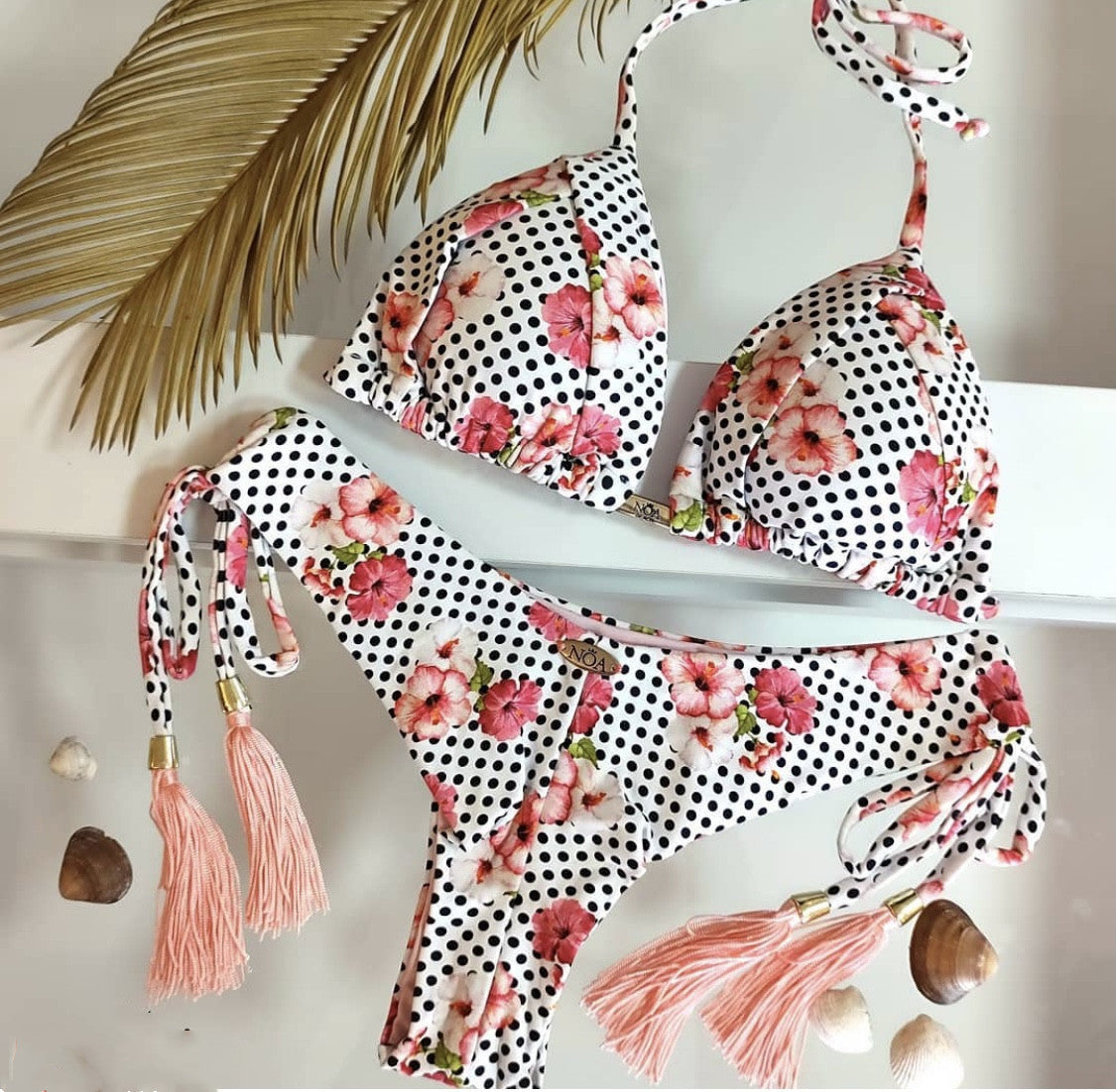 Women's Beach Split Printed Swimsuit 86d51d89 2084 40f3 a8c8 b239fe907a35 0ff83bf0 e773 4f14 b74d fd6c70d62e87