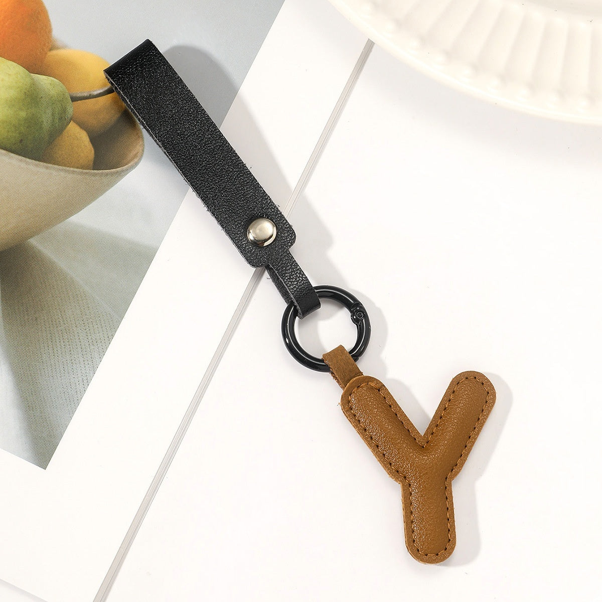 Fashion All-Match 26 Full Letter Leather Key Chain Pendant 93317b85 6ae7 40da a51e 965b13a117e9