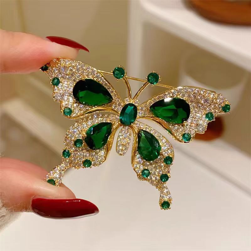 Light Luxury Emerald Butterfly Brooch