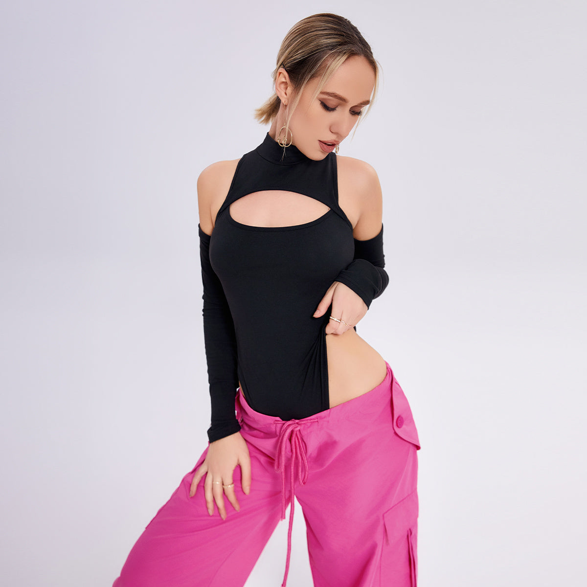 Tight -fitting Sexy Chest Bottoming Shirt Irregular Hollowed Long Sleeve Slim -body Off -shoulder Jacket 9383107b a5d6 41f3 8