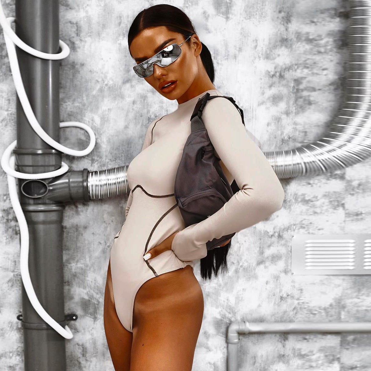 New Style Long-sleeved Round Neck Seamless One-piece Women 990290bf e1e7 4f78 9551 3c84f322342d