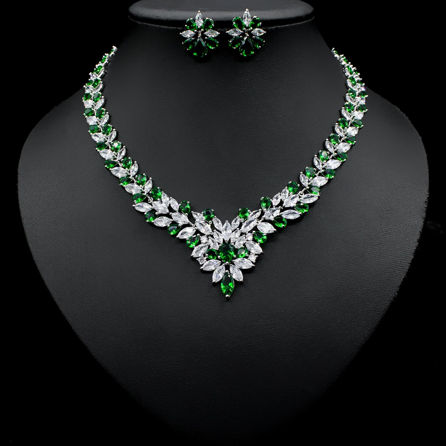 Korean Version Of Bride Jewelry Suit Is Popular 99dc7684 db4e 4bfc bc53 a755f3cc38bb