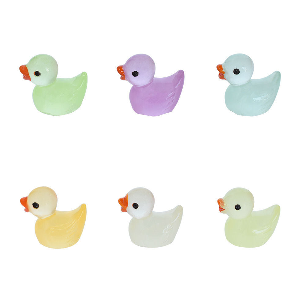 Resin Luminous Little Duck Hair Accessories Mini Car Creativity Micro Landscape Ornaments O1CN01Jkuw1M1sRxtczdrZX 2217842805
