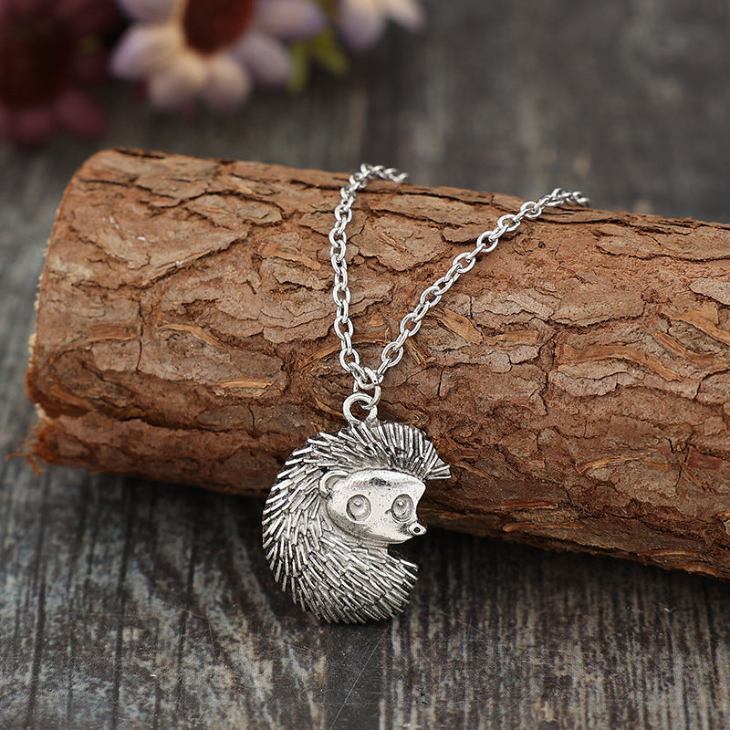 Retro Style Hedgehog Silver Alloy Pendant Necklace O1CN01JmJB3a1i7DsKAEUaN 2219620194365 0 cib