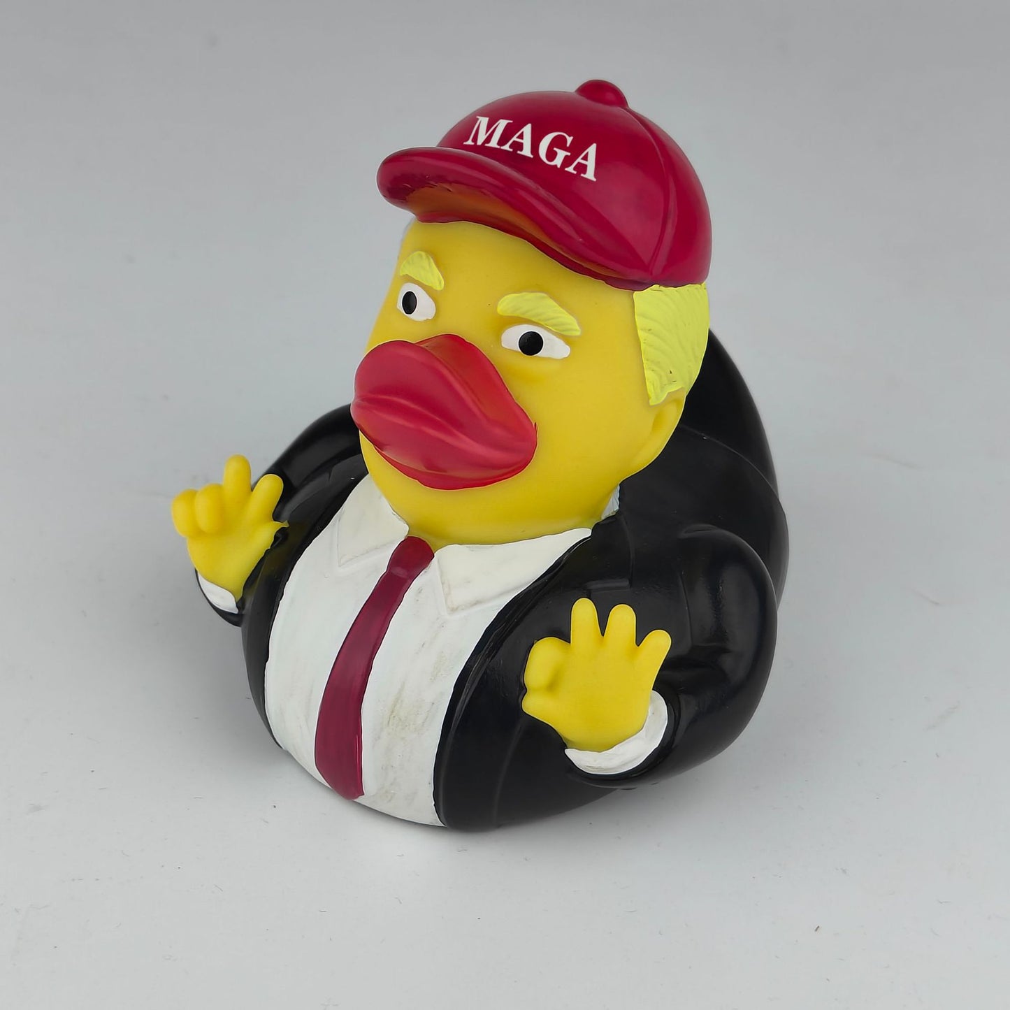 Children's Bath Water Duck Vinyl Squeezing Toy Suit Squeeze Sound Toys O1CN01dtCK9H1HEYURaCW8r 2215784980726 0 cib c187c49f