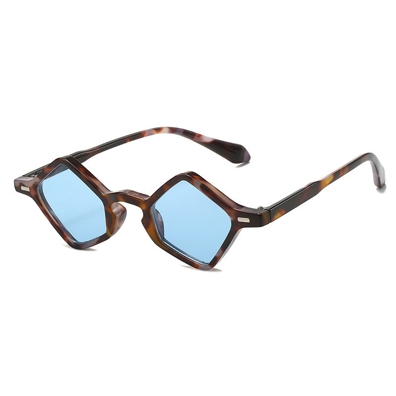 Women's Fashion Geometry Pattern Triangle Glasses a3c2c2bc c75d 46a2 bd59 c438d98633d4