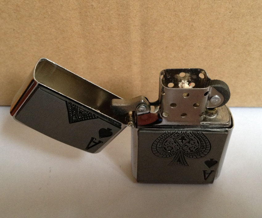 Alloy Playing Card Lighter Series Belt Buckle af7d5fbc 297a 4ef4 8dbd 7f41858e6849