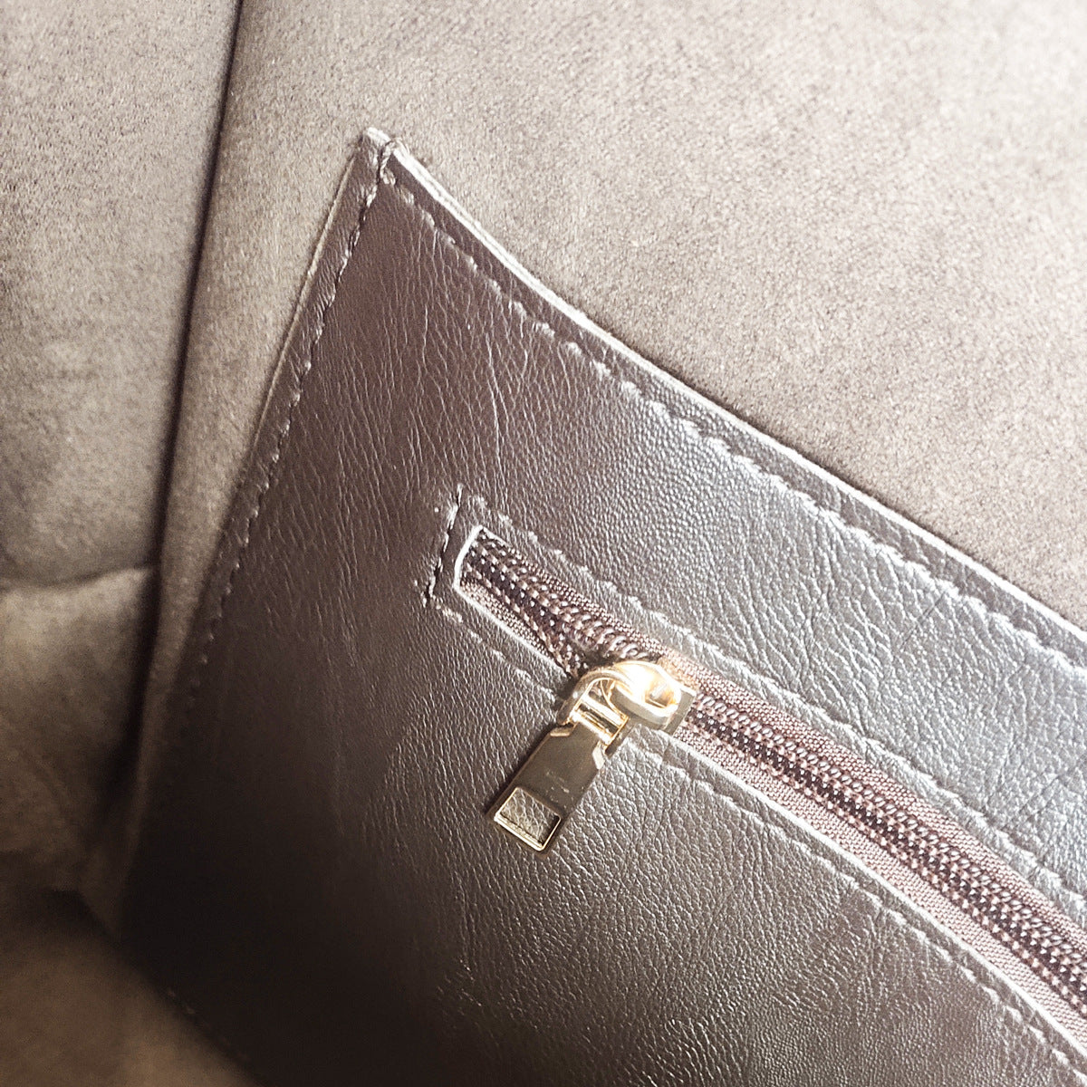 Women's Fashionable Simple Soft Leather Large Capacity Handbag