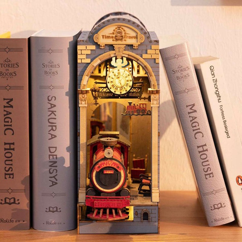 Robotime Rolife DIY Book Nook Wooden Miniature Doll House Light For Bookshelf Insert Furniture c38da06d b29a 471e 838b 274cf4